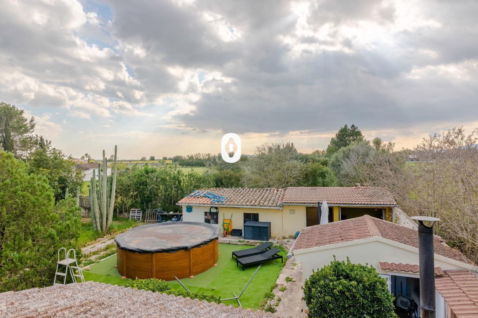 3 soveværelse Villa til salg i Inca med swimmingpool - € 659.000 (Ref: 9762074)