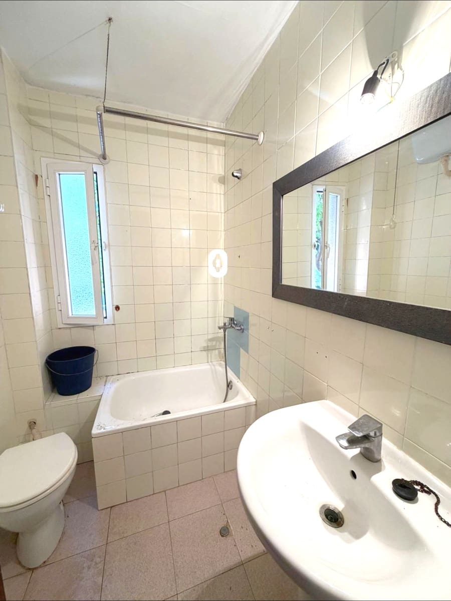 4 bedroom Flat for sale in Palma de Mallorca - € 269,000 (Ref: 9780688)