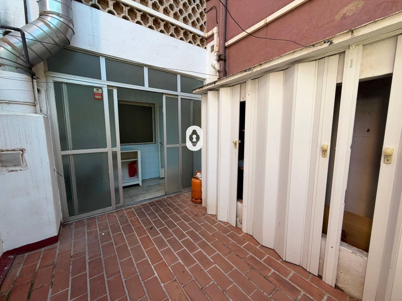 4 bedroom Flat for sale in Palma de Mallorca - € 269,000 (Ref: 9780688)