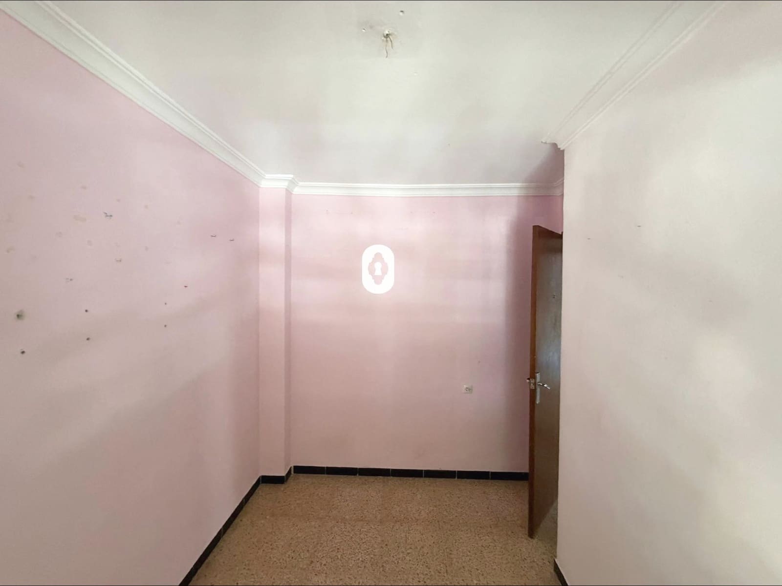 4 bedroom Flat for sale in Palma de Mallorca - € 269,000 (Ref: 9780688)