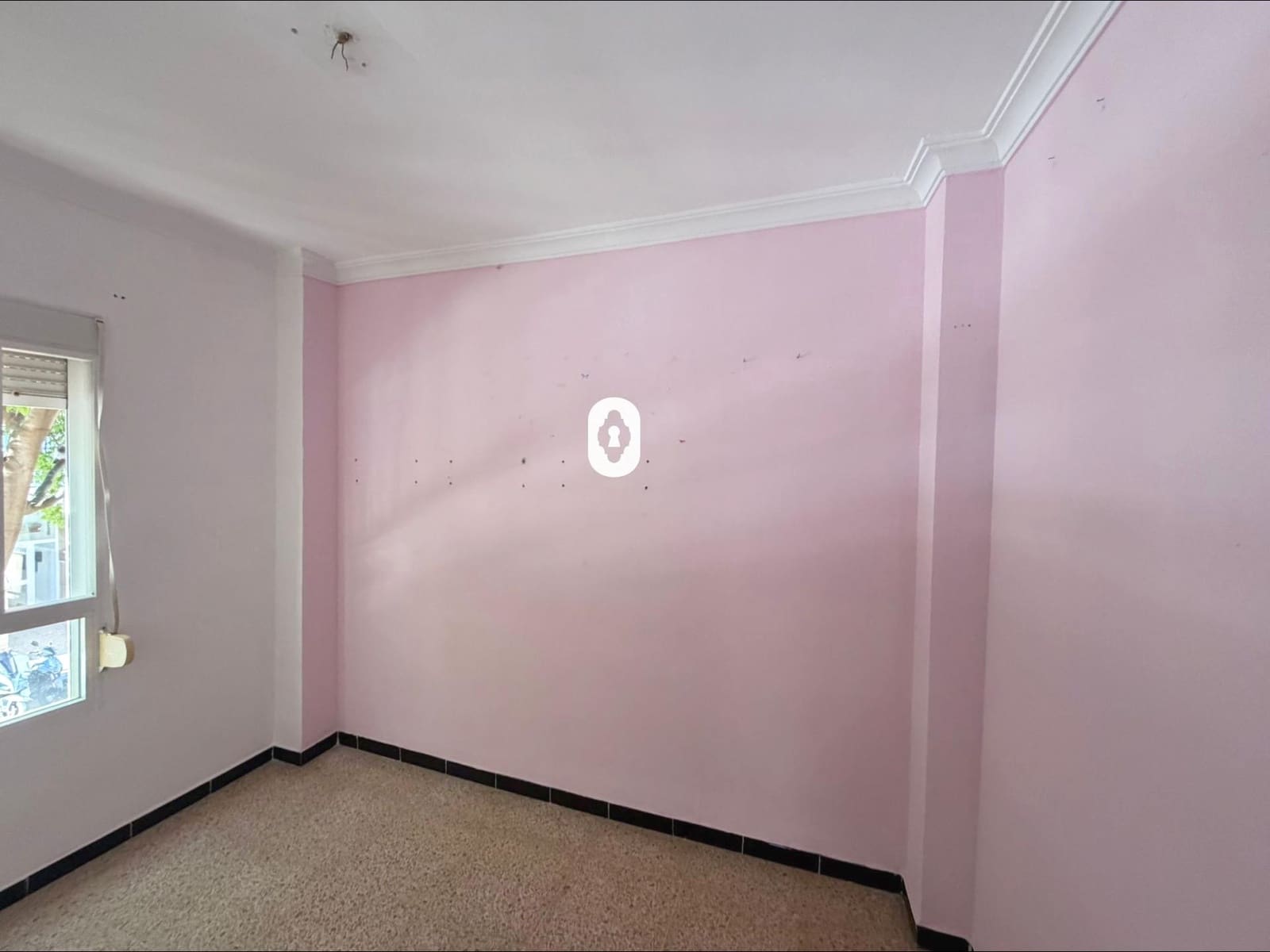 4 bedroom Flat for sale in Palma de Mallorca - € 269,000 (Ref: 9780688)