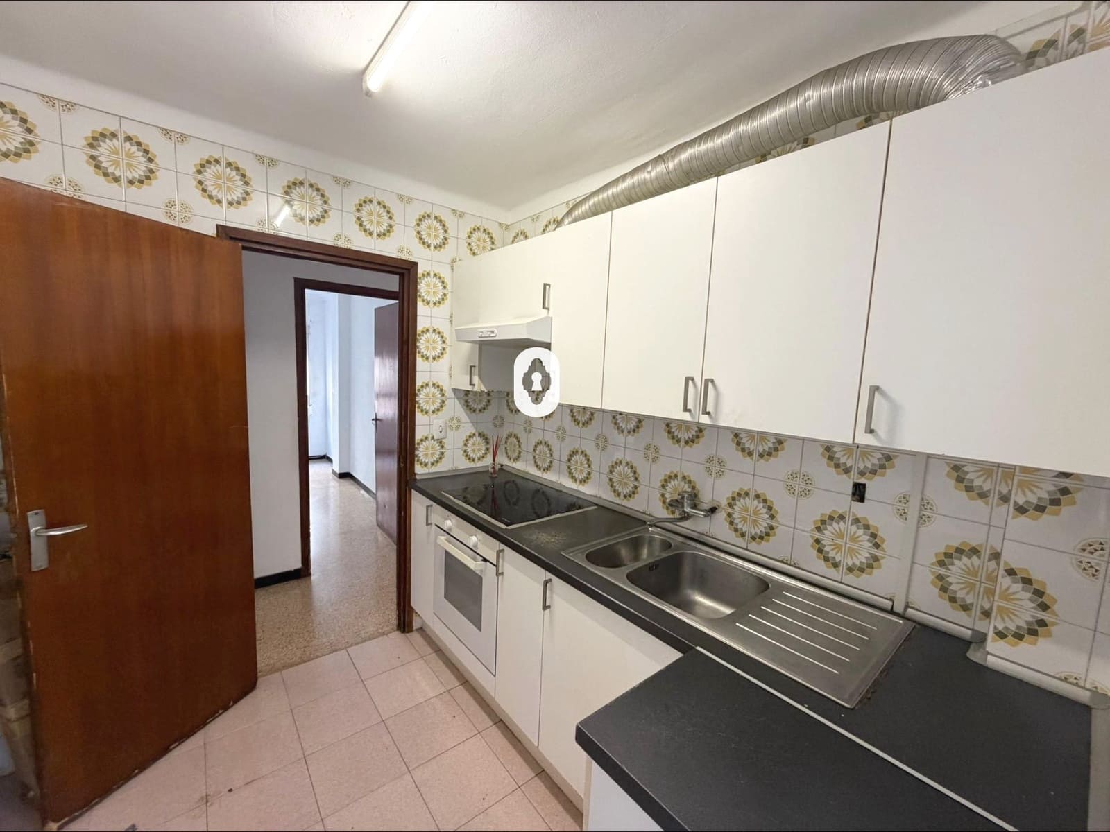 4 bedroom Flat for sale in Palma de Mallorca - € 269,000 (Ref: 9780688)