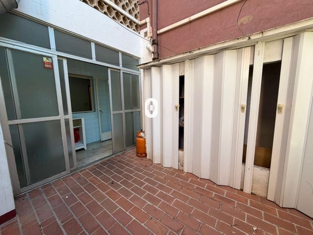 4 bedroom Flat for sale in Palma de Mallorca - € 269,000 (Ref: 9780688)