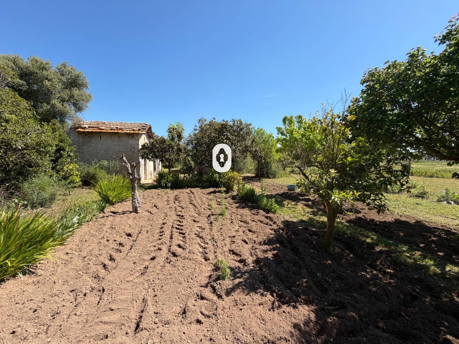 Finca/Herregård til salgs i Binissalem - € 260 000 (Ref: 9794760)