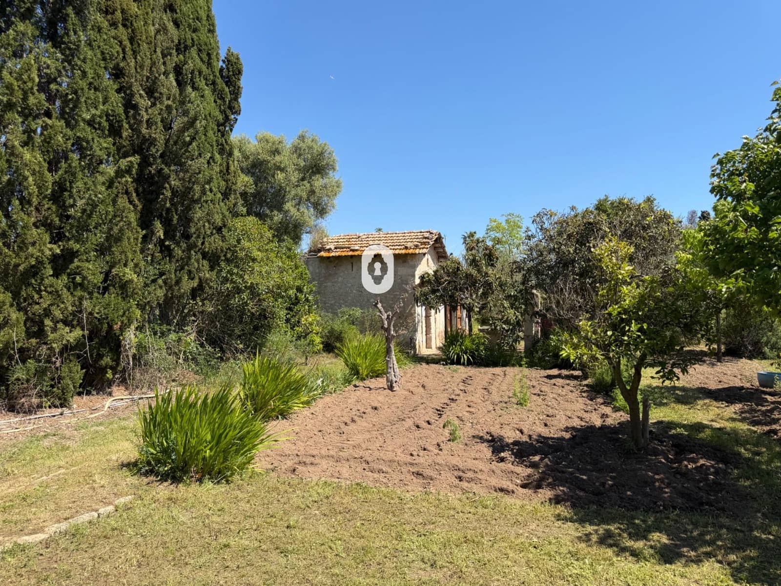 Finca/Herregård til salgs i Binissalem - € 260 000 (Ref: 9794760)