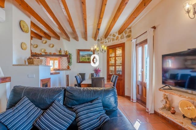 4 Zimmer Reihenhaus zu verkaufen in Caimari, Selva mit Garage - 750.000 € (Ref: 9812238)