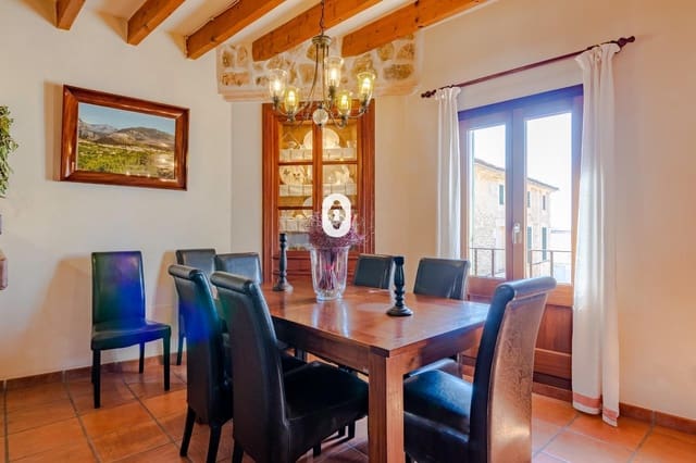 4 Zimmer Reihenhaus zu verkaufen in Caimari, Selva mit Garage - 750.000 € (Ref: 9812238)
