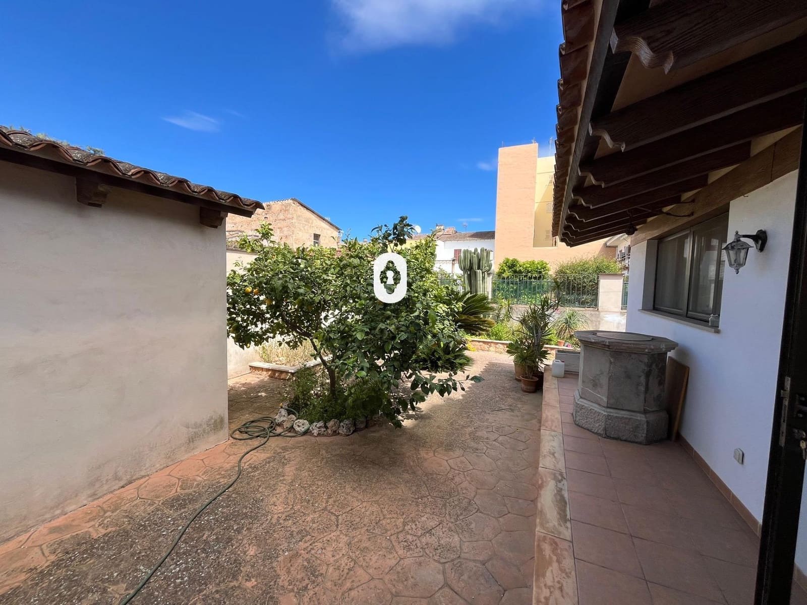 4 bedroom Villa for sale in Sant Jordi with garage - € 580,000 (Ref: 9831631)