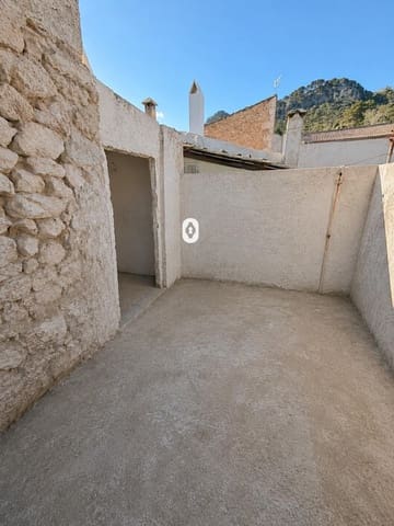 4 soverom Hus til salgs i Caimari, Selva - € 275 000 (Ref: 9846528)