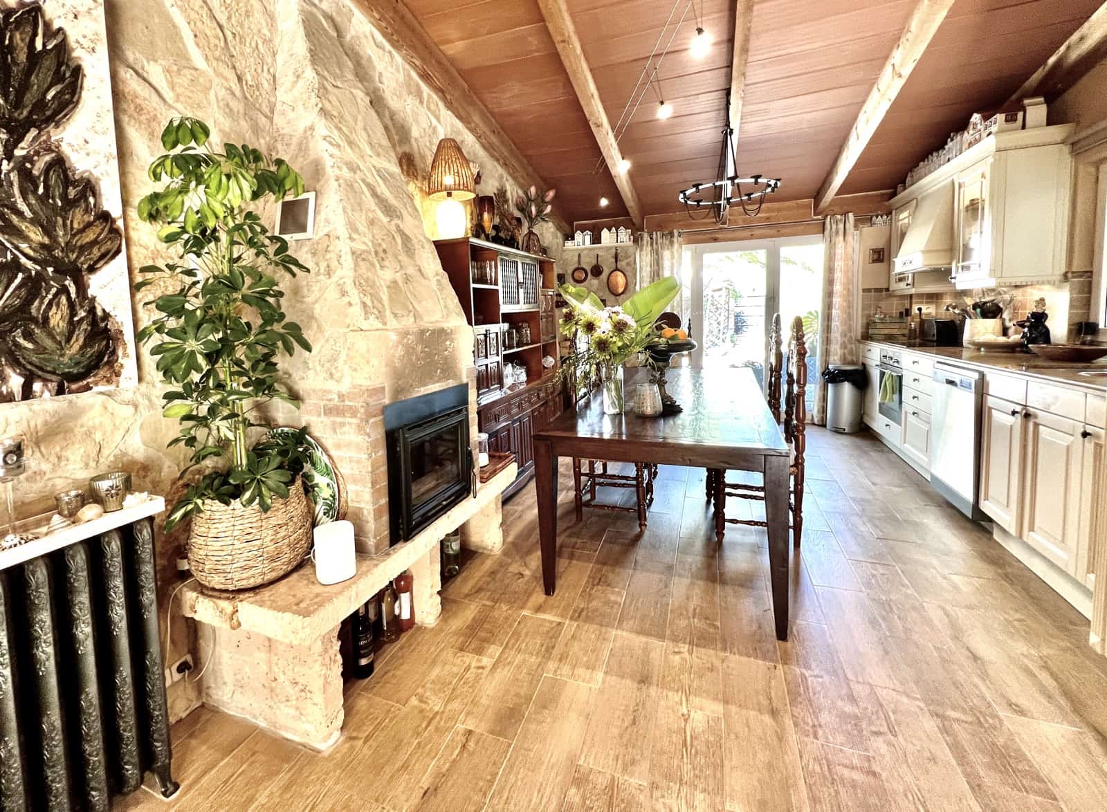 7 soveværelse Finca/Landehus til salg i Llucmajor med swimmingpool garage - € 1.900.000 (Ref: 9298729)