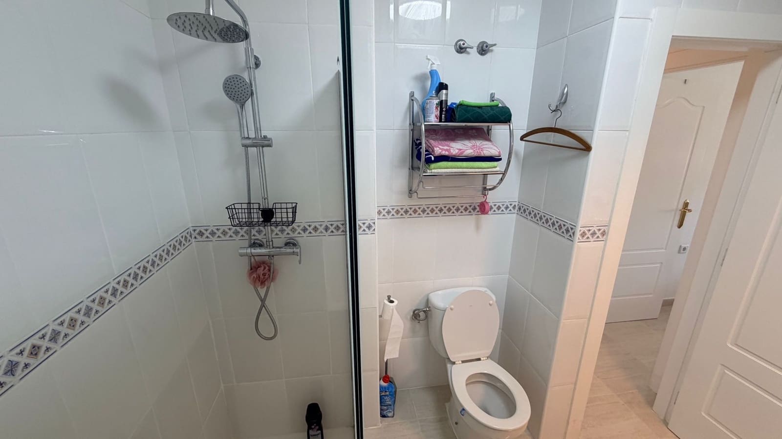 2 bedroom Apartment for sale in La Marquesa with pool - € 145,000 (Ref: 9866144)