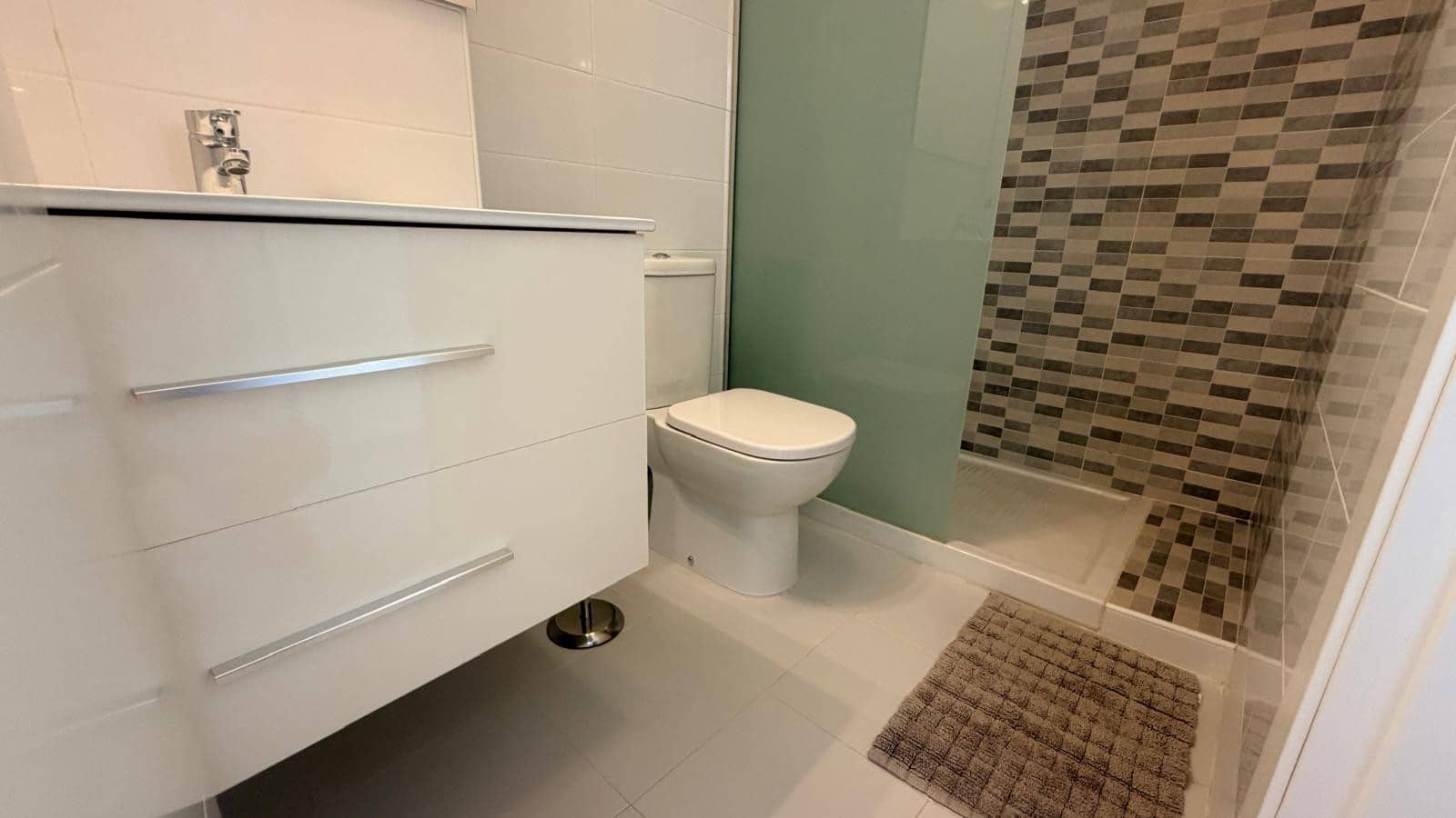 3 camera da letto Appartamento in vendita in Orihuela Costa con piscina garage - 215.000 € (Rif: 9889517)