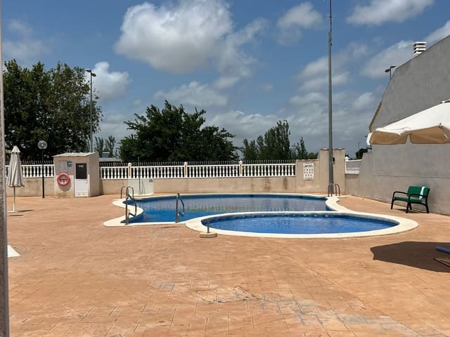 Casa de 2 habitaciones en Daya Nueva en venta con piscina - 140.000 € (Ref: 9893206)