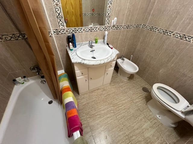 Casa de 2 habitaciones en Daya Nueva en venta con piscina - 140.000 € (Ref: 9893206)