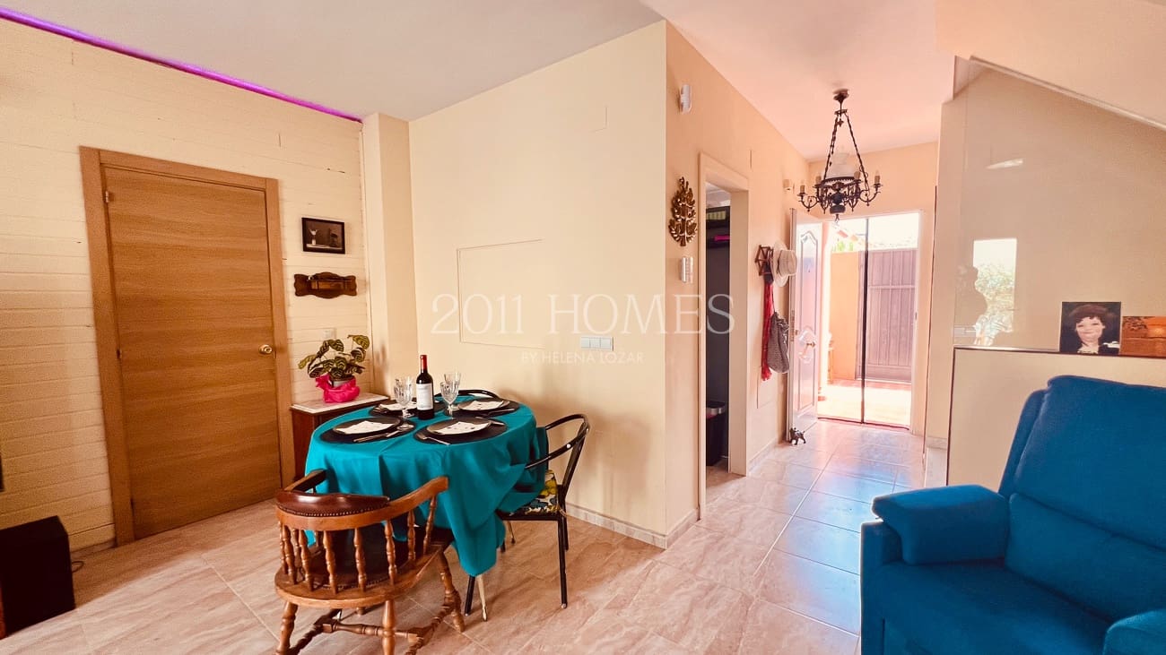 4 sypialnia Dom na sprzedaż w Fuente de Piedra z basenem - 199 000 € (Ref: 10063029)