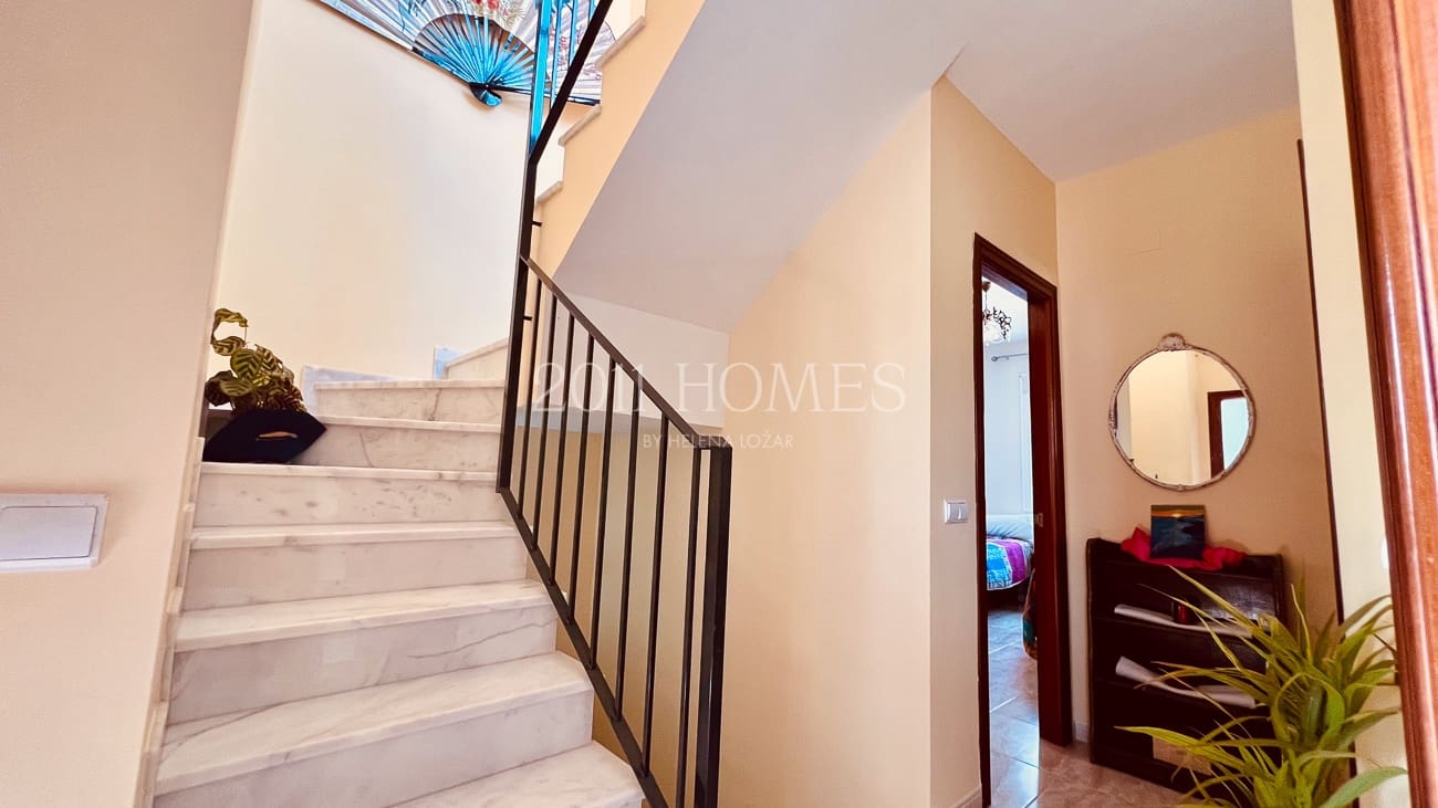 4 sypialnia Dom na sprzedaż w Fuente de Piedra z basenem - 199 000 € (Ref: 10063029)