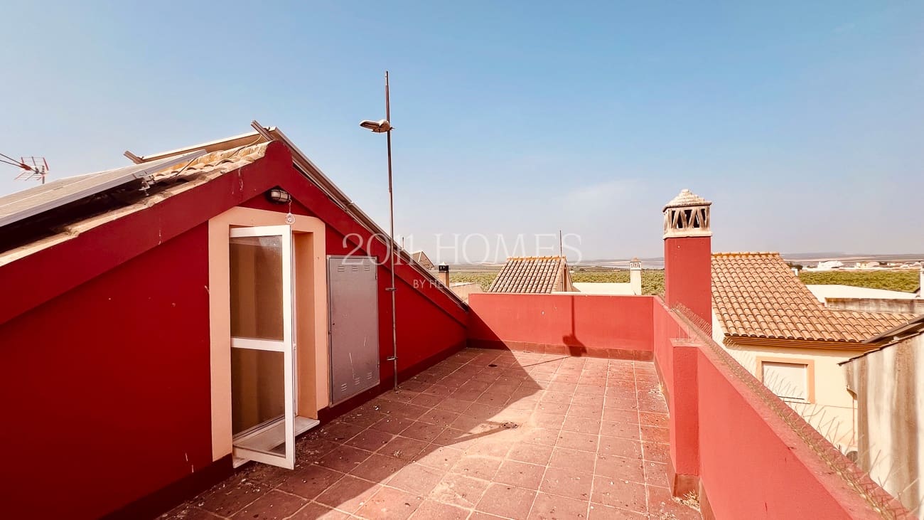4 sypialnia Dom na sprzedaż w Fuente de Piedra z basenem - 199 000 € (Ref: 10063029)