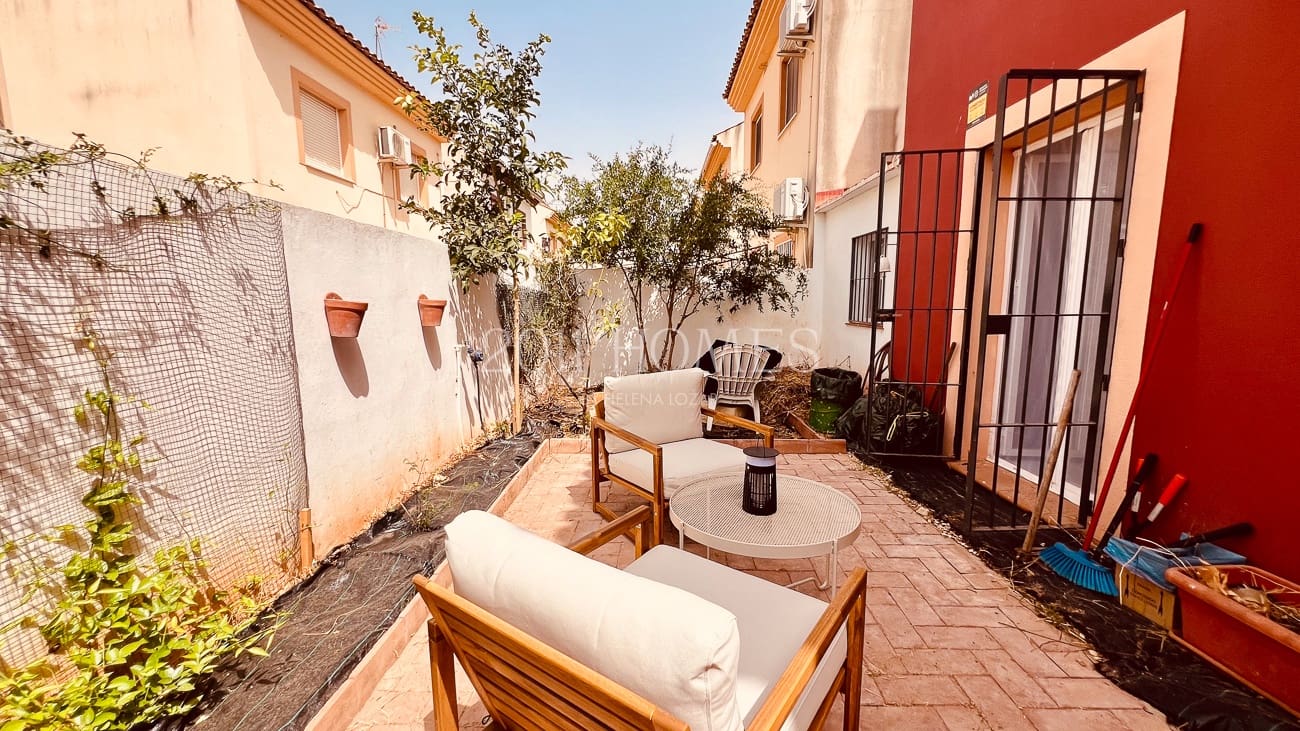 4 sypialnia Dom na sprzedaż w Fuente de Piedra z basenem - 199 000 € (Ref: 10063029)