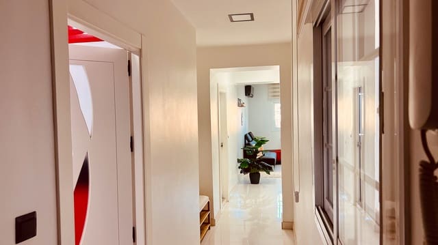 3 makuuhuone Asunto myytävänä paikassa El Molinillo, Málaga kaupunki - 309 000 € (Ref: 10065010)