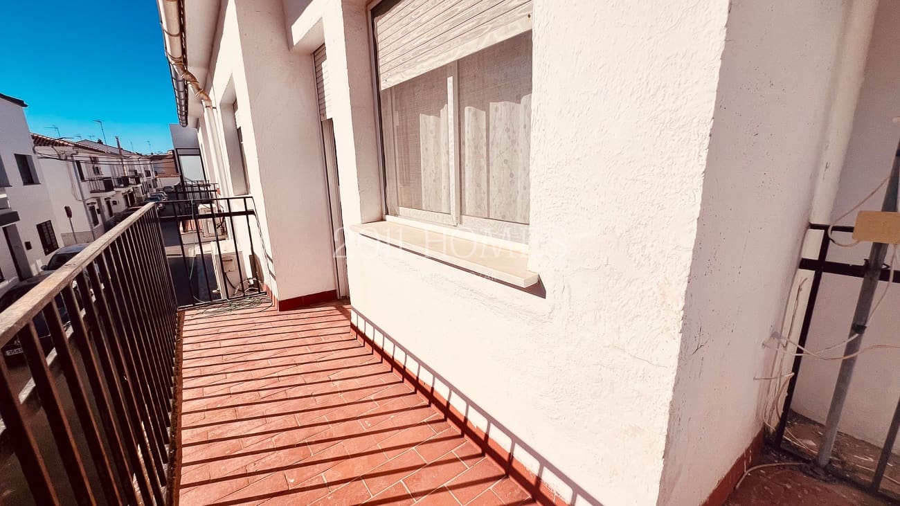 5 bedroom Townhouse for sale in Campillos - € 172,000 (Ref: 10093919)