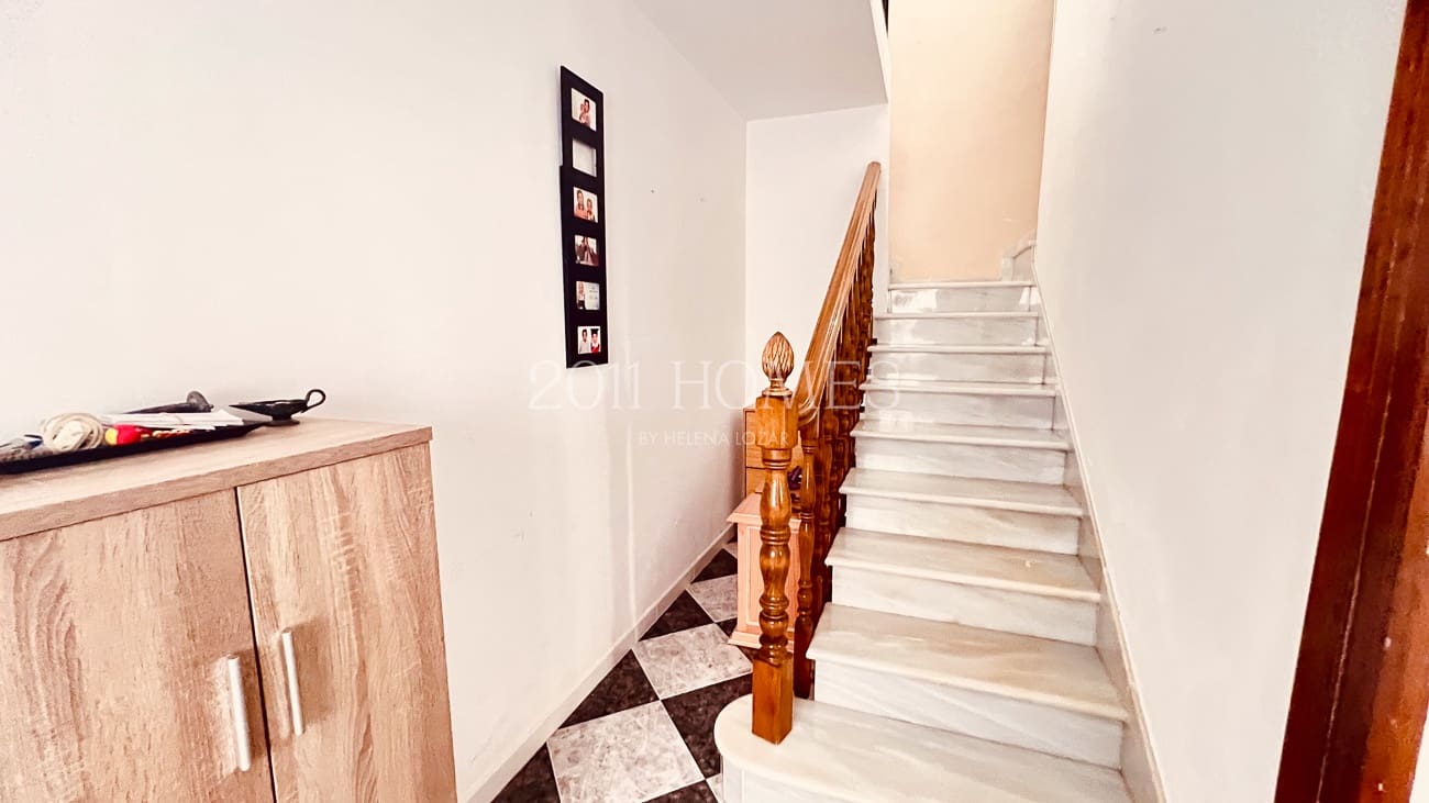 5 bedroom Townhouse for sale in Campillos - € 172,000 (Ref: 10093919)