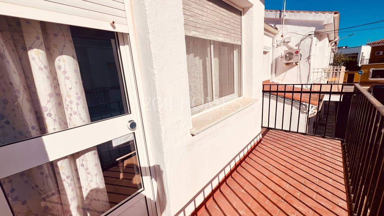 5 bedroom Townhouse for sale in Campillos - € 172,000 (Ref: 10093919)