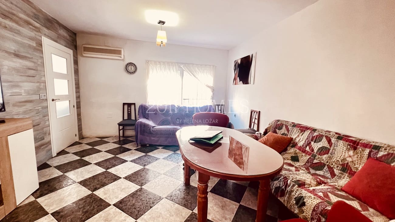 5 bedroom Townhouse for sale in Campillos - € 172,000 (Ref: 10093919)