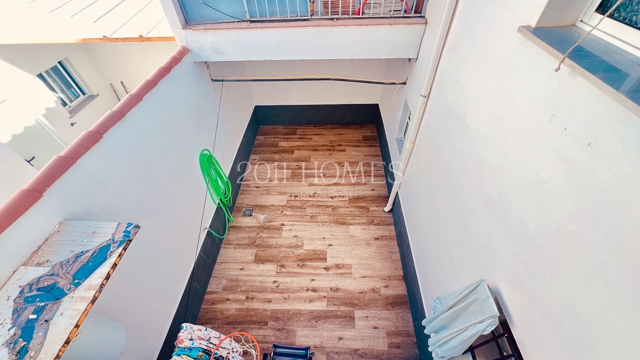 5 bedroom Townhouse for sale in Campillos - € 172,000 (Ref: 10093919)