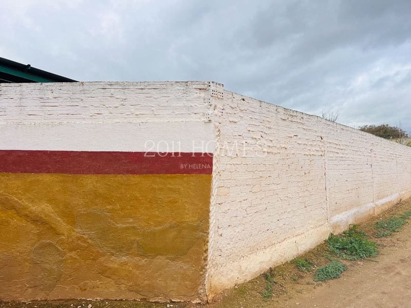 Erhverv til salg i La Roda de Andalucia med garage - € 495.000 (Ref: 8305979)