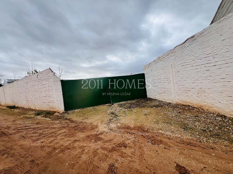 Erhverv til salg i La Roda de Andalucia med garage - € 495.000 (Ref: 8305979)