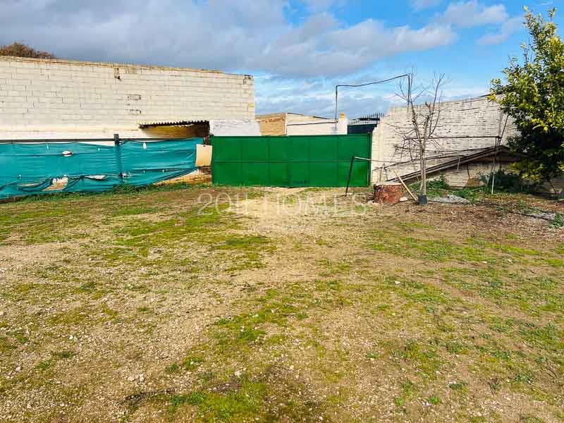 Erhverv til salg i La Roda de Andalucia med garage - € 495.000 (Ref: 8305979)