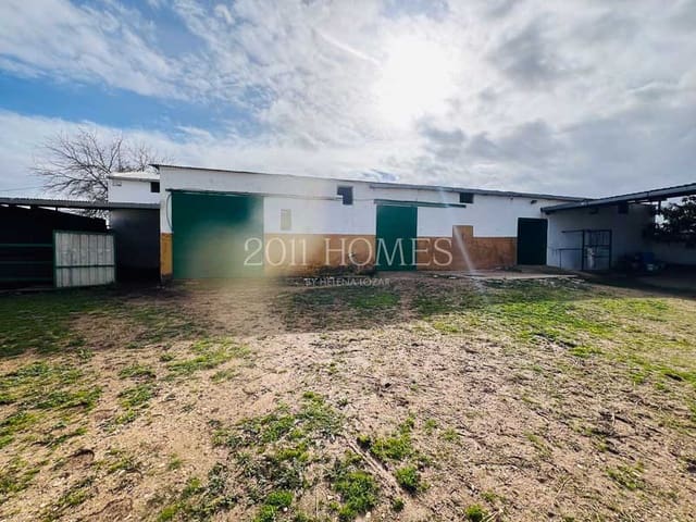 Commercial for sale in La Roda de Andalucía with garage - € 495,000 (Ref: 8305979)