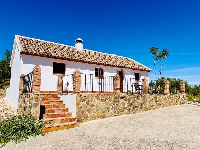 8 soveværelse Finca/Landehus til salg i Loja med swimmingpool garage - € 695.000 (Ref: 8348444)