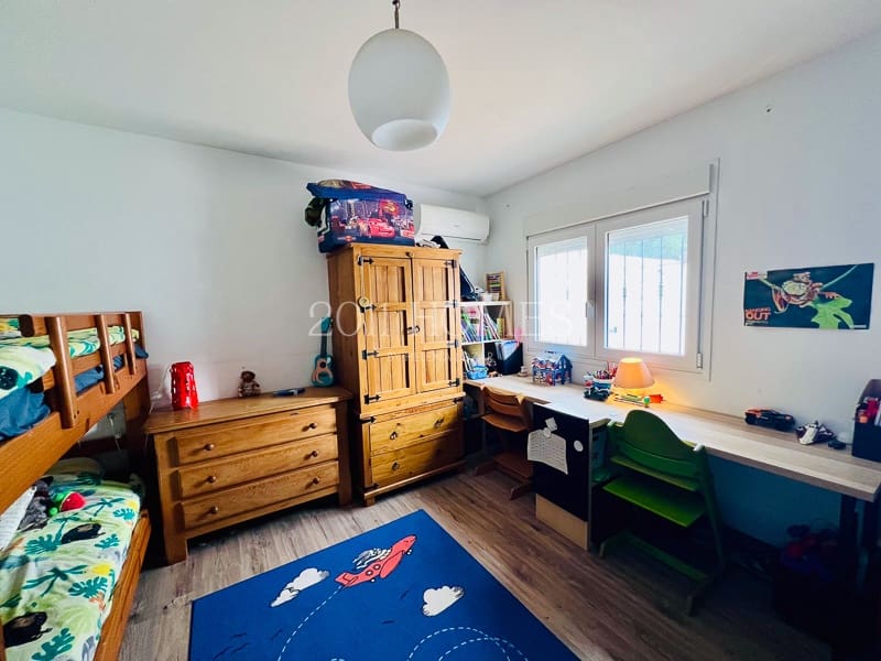 4 soveværelse Semi-Rækkehus til salg i Alhaurin de la Torre med swimmingpool garage - € 535.957 (Ref: 8710382)