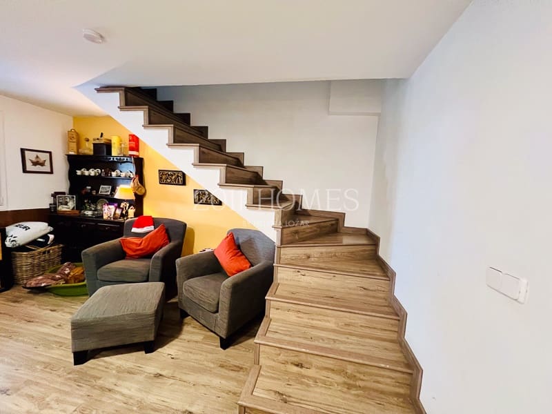 4 soveværelse Semi-Rækkehus til salg i Alhaurin de la Torre med swimmingpool garage - € 535.957 (Ref: 8710382)