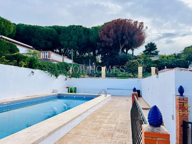 4 bedroom Semi-detached Villa for sale in Alhaurín de la Torre with pool garage - € 535,957 (Ref: 8710382)