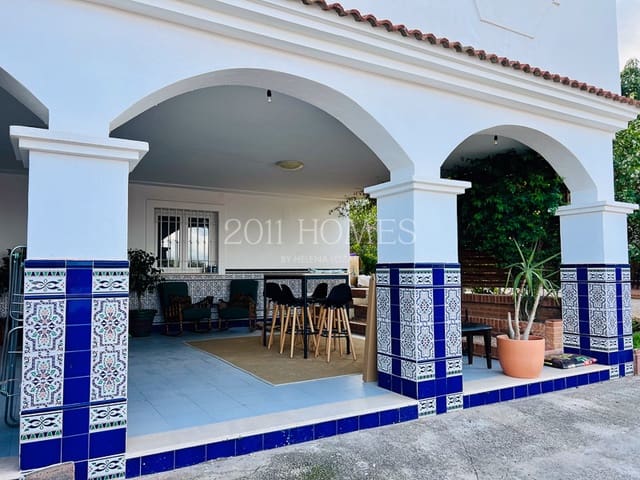 4 bedroom Semi-detached Villa for sale in Alhaurín de la Torre with pool garage - € 535,957 (Ref: 8710382)