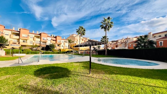 4 sovrum Hus till salu i Rincon de la Victoria med pool garage - 499 000 € (Ref: 9409340)