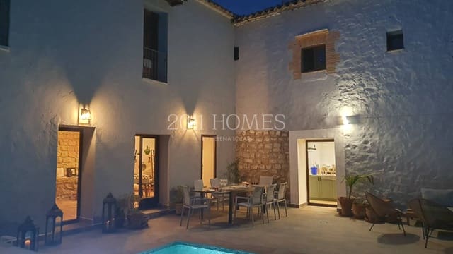 20 camera da letto Finca/Casa di Campagna in vendita in Ubeda con piscina - 849.000 € (Rif: 9433512)