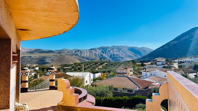 4 chambre Villa/Maison à vendre à Loja avec garage - 380 000 € (Ref: 9626498)