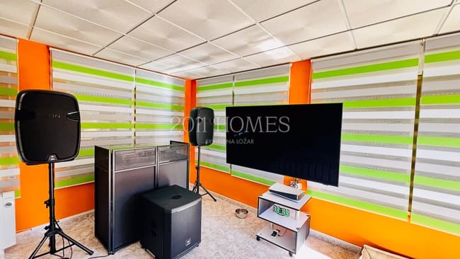 4 chambre Villa/Maison à vendre à Loja avec garage - 380 000 € (Ref: 9626498)