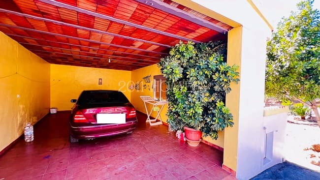 4 chambre Villa/Maison à vendre à Loja avec garage - 380 000 € (Ref: 9626498)