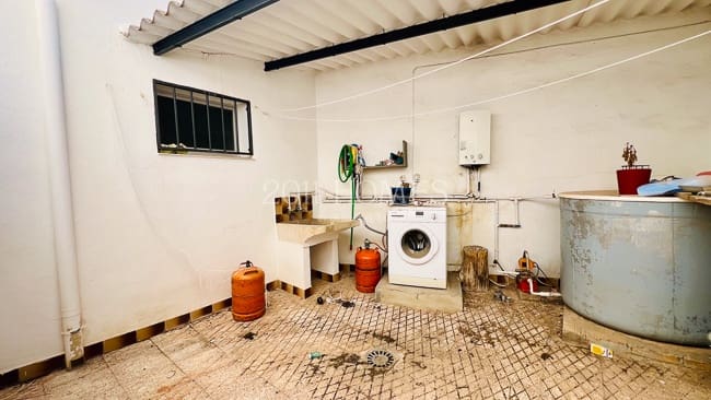 4 bedroom Townhouse for sale in Campillos with garage - € 195,000 (Ref: 9687585)