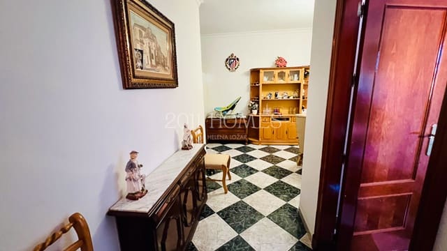 4 bedroom Townhouse for sale in Campillos with garage - € 195,000 (Ref: 9687585)