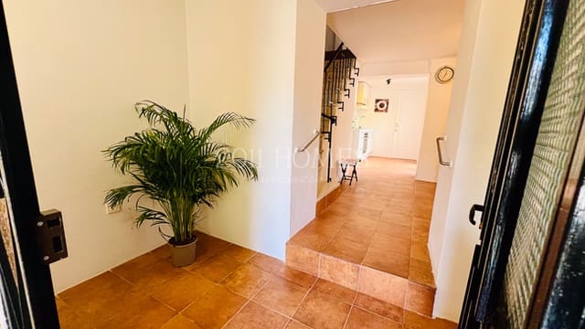 3 soverom Hus til salgs i Antequera - € 186 000 (Ref: 9748339)