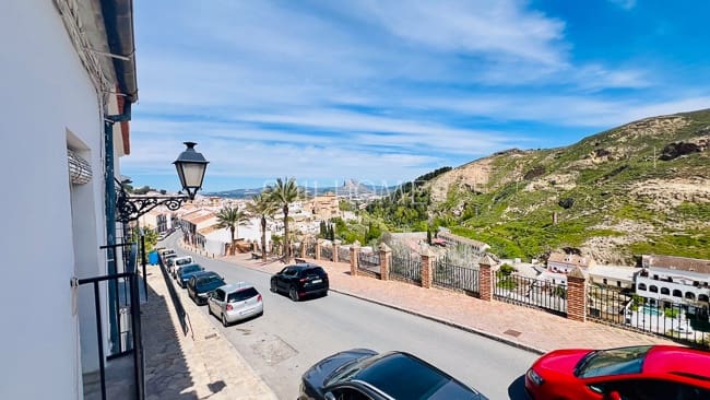 3 bedroom Townhouse for sale in Antequera - € 186,000 (Ref: 9748339)