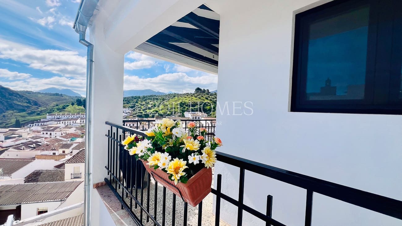 5 sypialnia Dom na sprzedaż w Antequera z garażem - 375 000 € (Ref: 9782065)