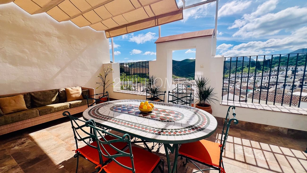 5 sypialnia Dom na sprzedaż w Antequera z garażem - 375 000 € (Ref: 9782065)