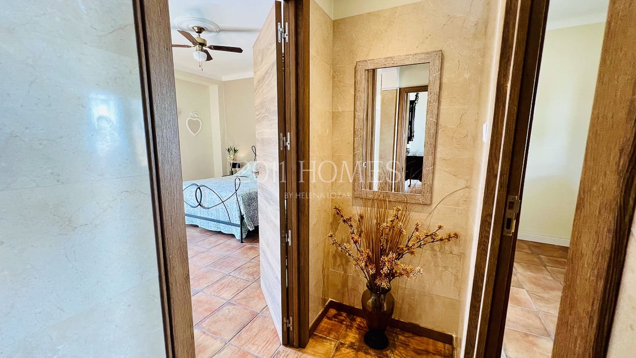 5 sypialnia Dom na sprzedaż w Antequera z garażem - 375 000 € (Ref: 9782065)