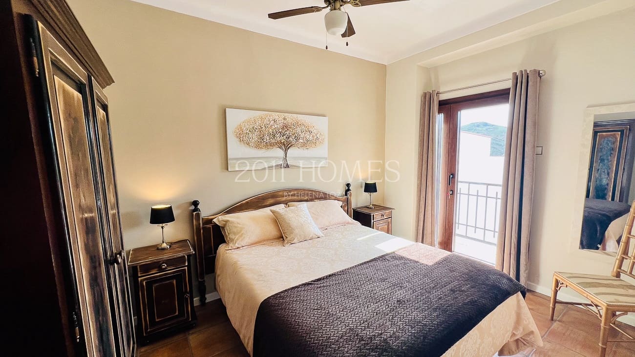 5 sypialnia Dom na sprzedaż w Antequera z garażem - 375 000 € (Ref: 9782065)